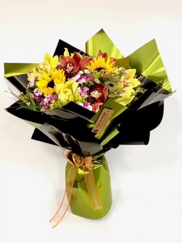 LUXURIOUS BOUQUET